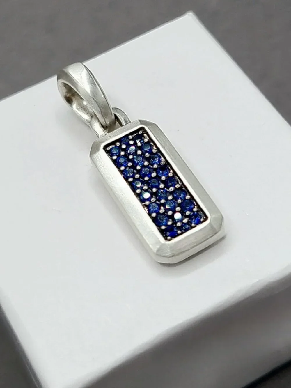 David Yurman Streamline Pavé Amulet Pendant w/ Pavé Blue Sapphires - RARE